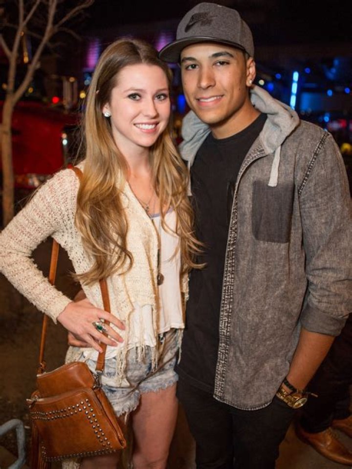 Steve Aoki Dad, Wife, Sister, Girlfriend, Net Worth, Height, Wiki